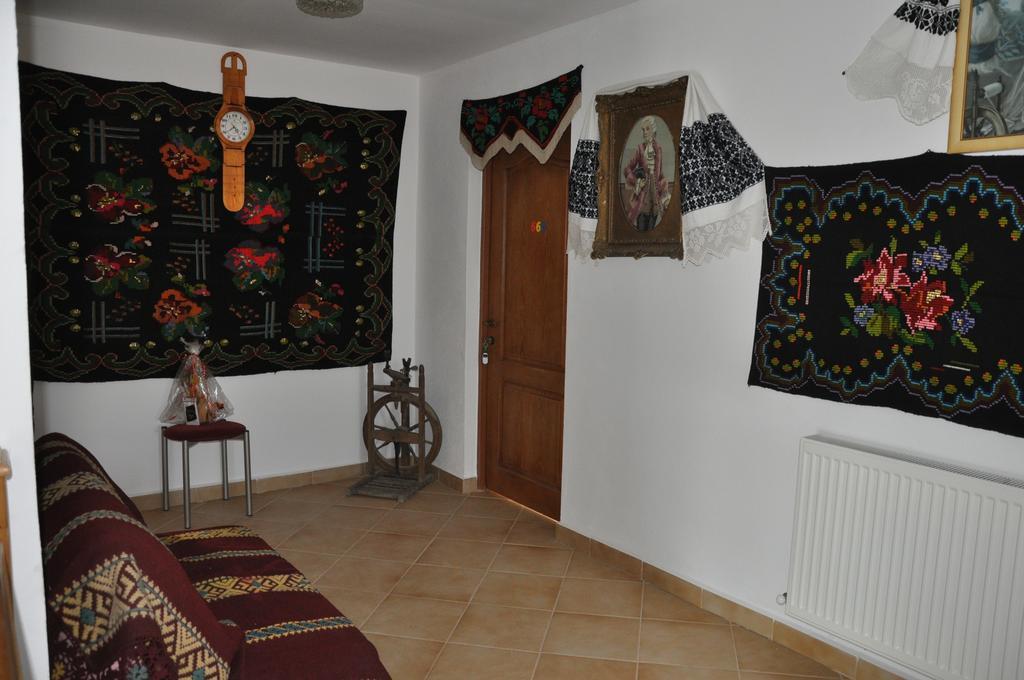 Pensiune Muzeu Traditional Poveste In Transilvania Сигишоара Экстерьер фото