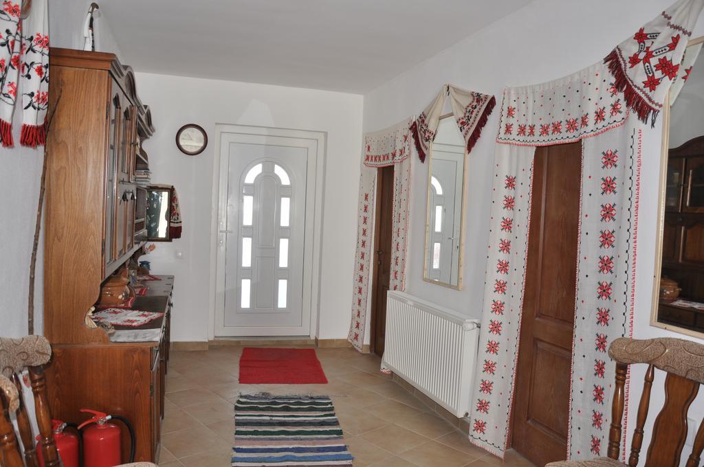 Pensiune Muzeu Traditional Poveste In Transilvania Сигишоара Экстерьер фото